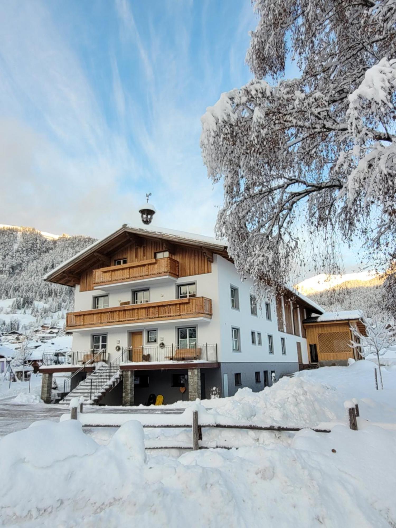 Hoellhof Dachstein West Russbach am Pass Gschuett Exterior photo